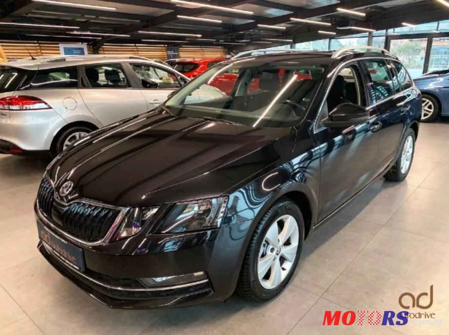 2017' Skoda Octavia Combi photo #1