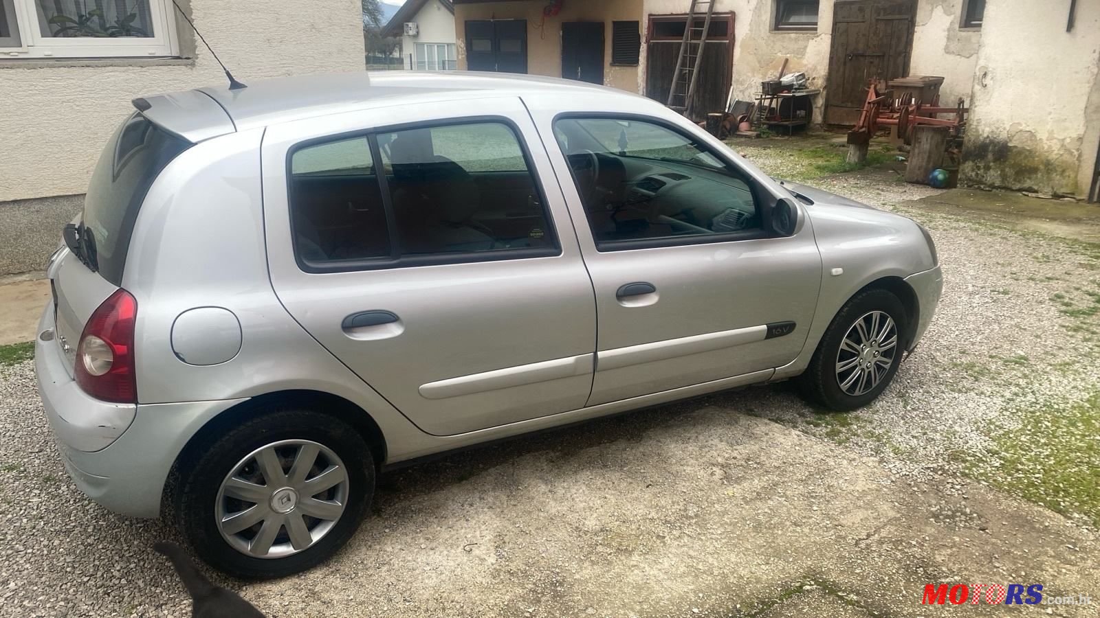 2005' Renault Clio 1,2 16V photo #3