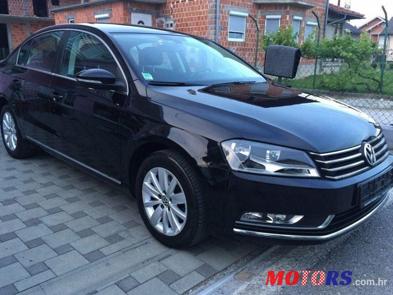 2013' Volkswagen Passat 1,6 Tdi Bmt photo #1