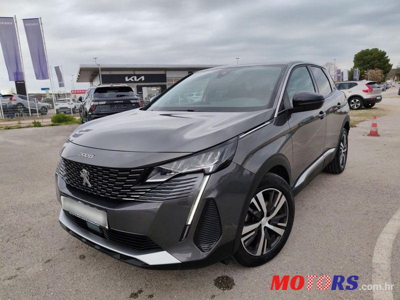 2022' Peugeot 3008 photo #1