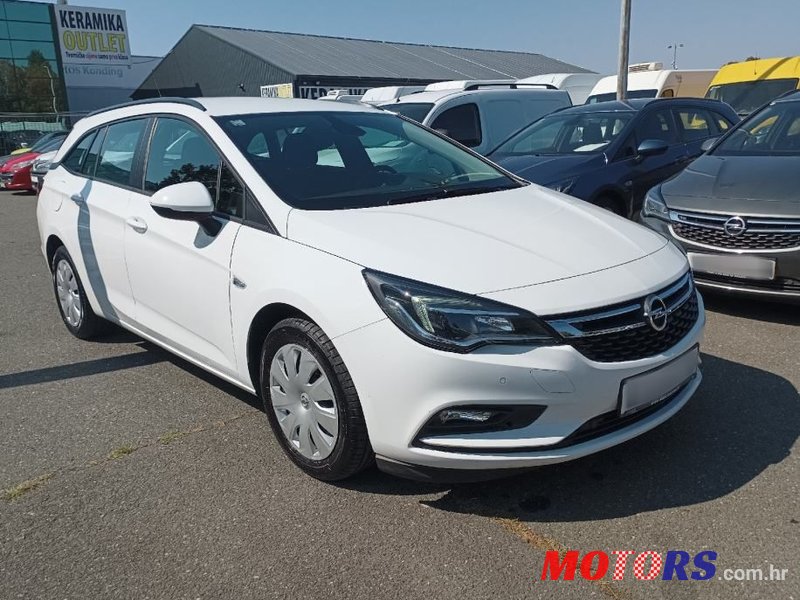 2019' Opel Astra 1,6 photo #1