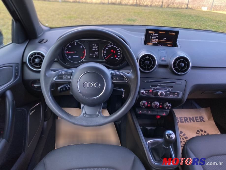 2016' Audi A1 1,4 Tdi S Line photo #5
