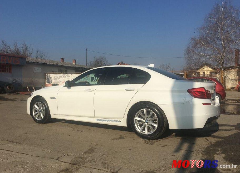 2012' BMW 5 Series 525D photo #1