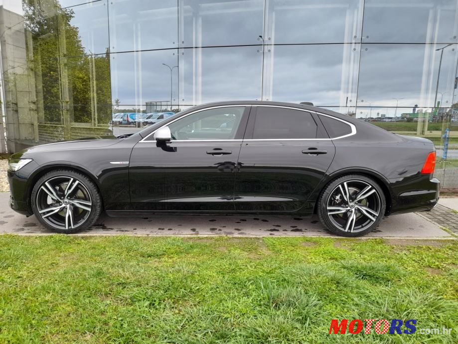 2018' Volvo S90 D5 Awd photo #2
