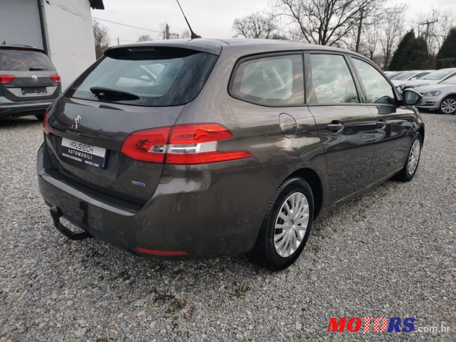 2015' Peugeot 308 Sw photo #6