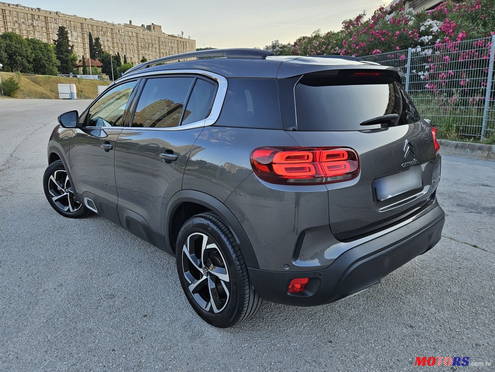 2021' Citroen C5 Aircross Puretech photo #4