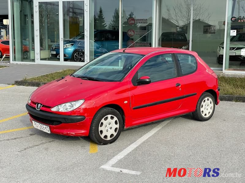 2005' Peugeot 206 photo #2