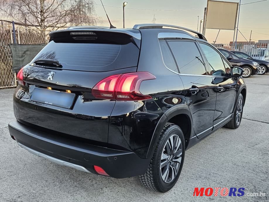 2017' Peugeot 2008 1,2 photo #4