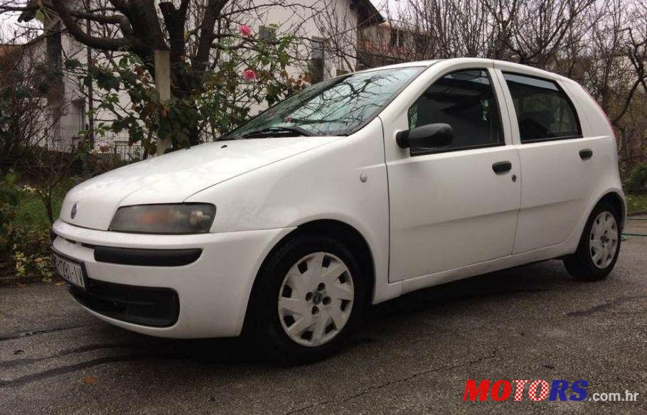 2002' Fiat Punto 1,9 Ds photo #2