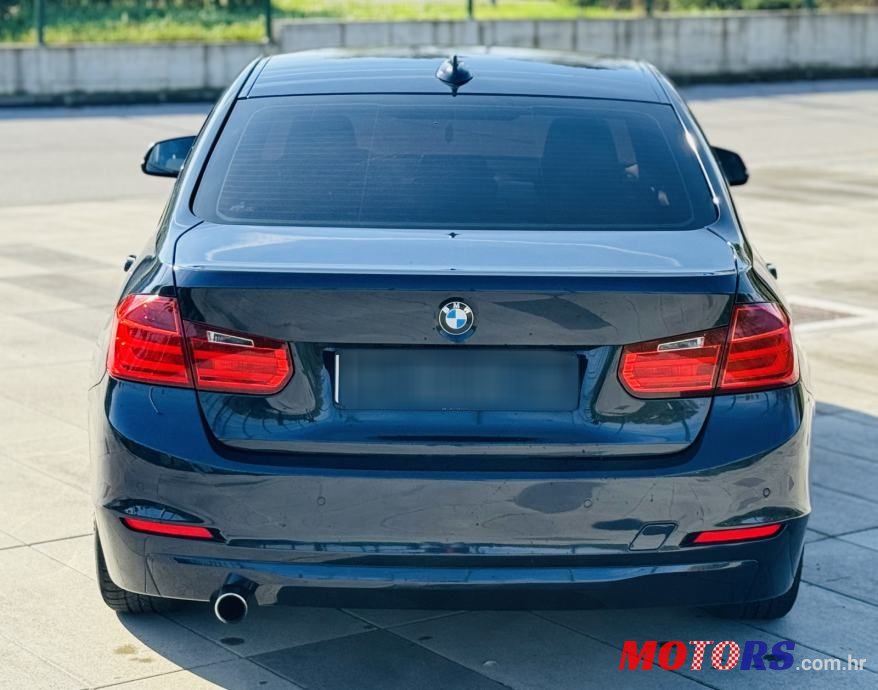 2013' BMW Serija 3 316D photo #4