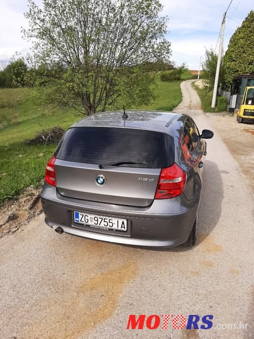 2011' BMW Serija 1 116D Sport photo #4