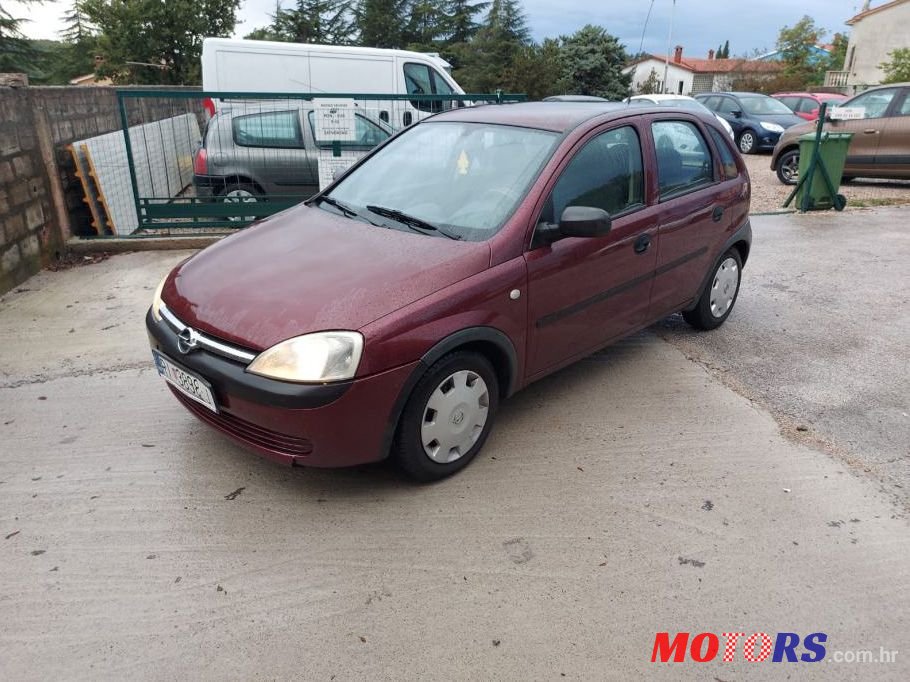 2002' Opel Corsa Club 1,7 photo #1