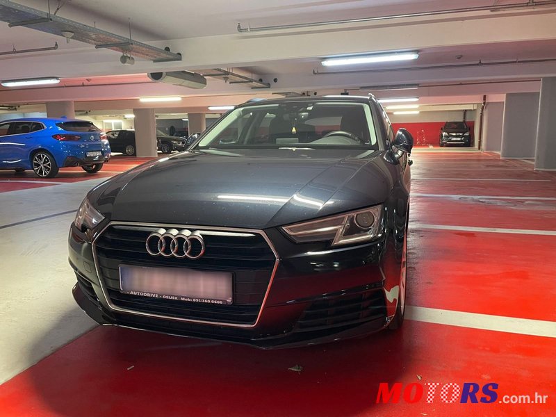 2016' Audi A4 Avant photo #1