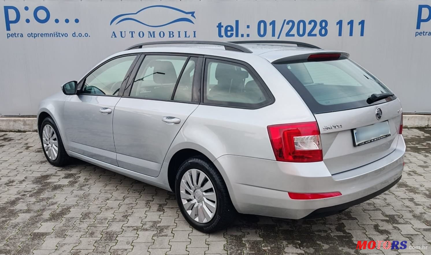 2014' Skoda Octavia Combi photo #3