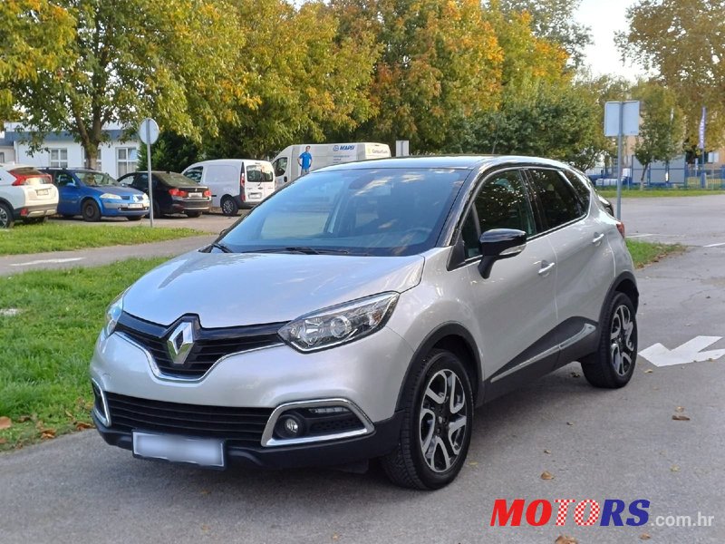 2016' Renault Captur Tce 90 photo #1