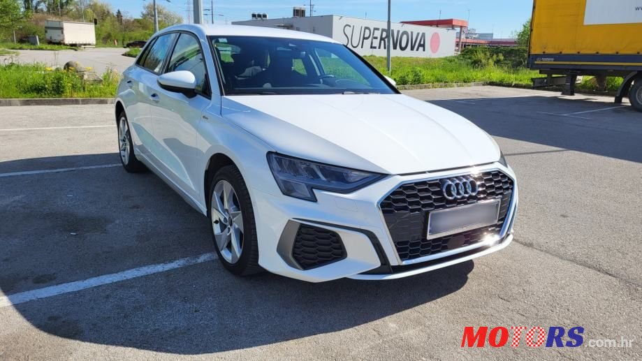 2021' Audi A3 40 Tfsi E photo #3