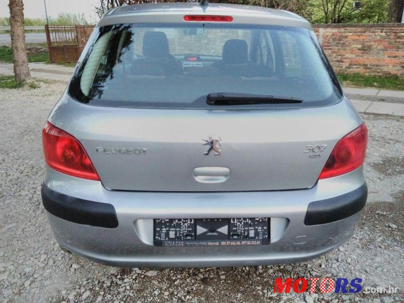 2005' Peugeot 307 1,6 Hdi photo #2