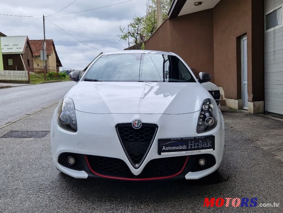 2016' Alfa Romeo Giulietta 1,6 photo #2