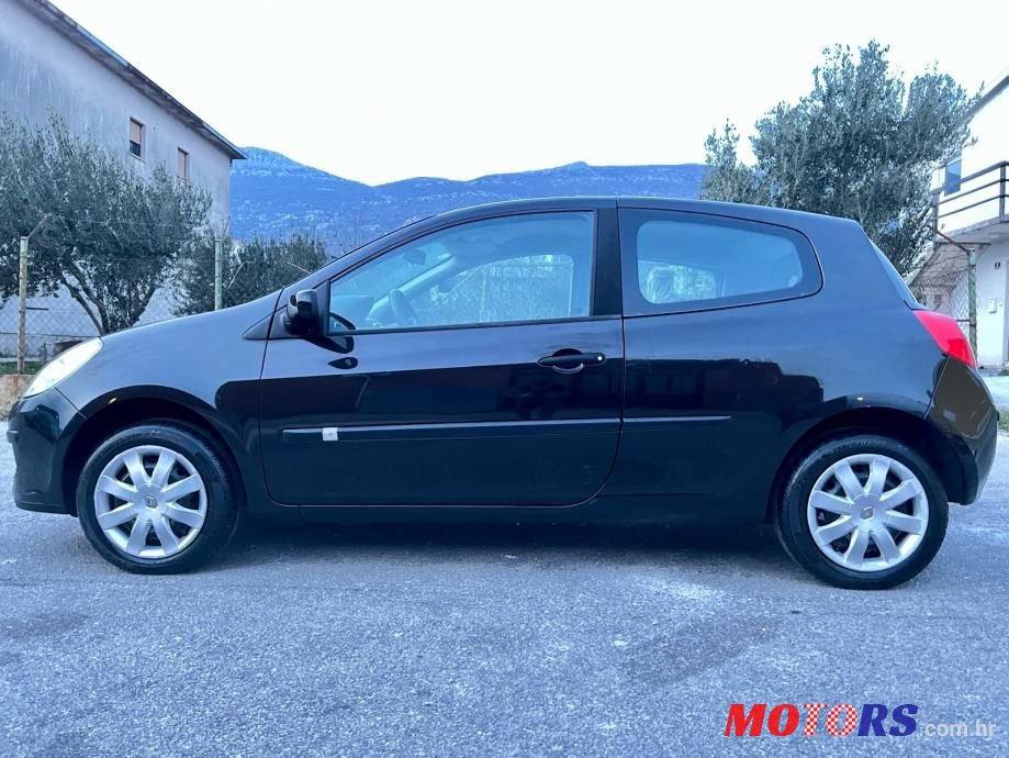 2008' Renault Clio 1,2 16V photo #5