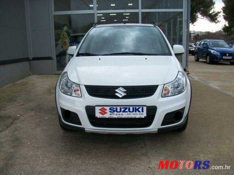2013' Suzuki SX4 1,6 Glx photo #2