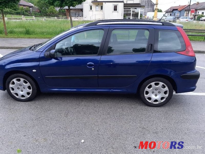 2003' Peugeot 206 Break 206 1,6 16V photo #1