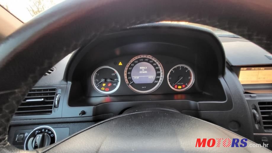 2007' Mercedes-Benz C-Klasa 200 Cdi photo #6