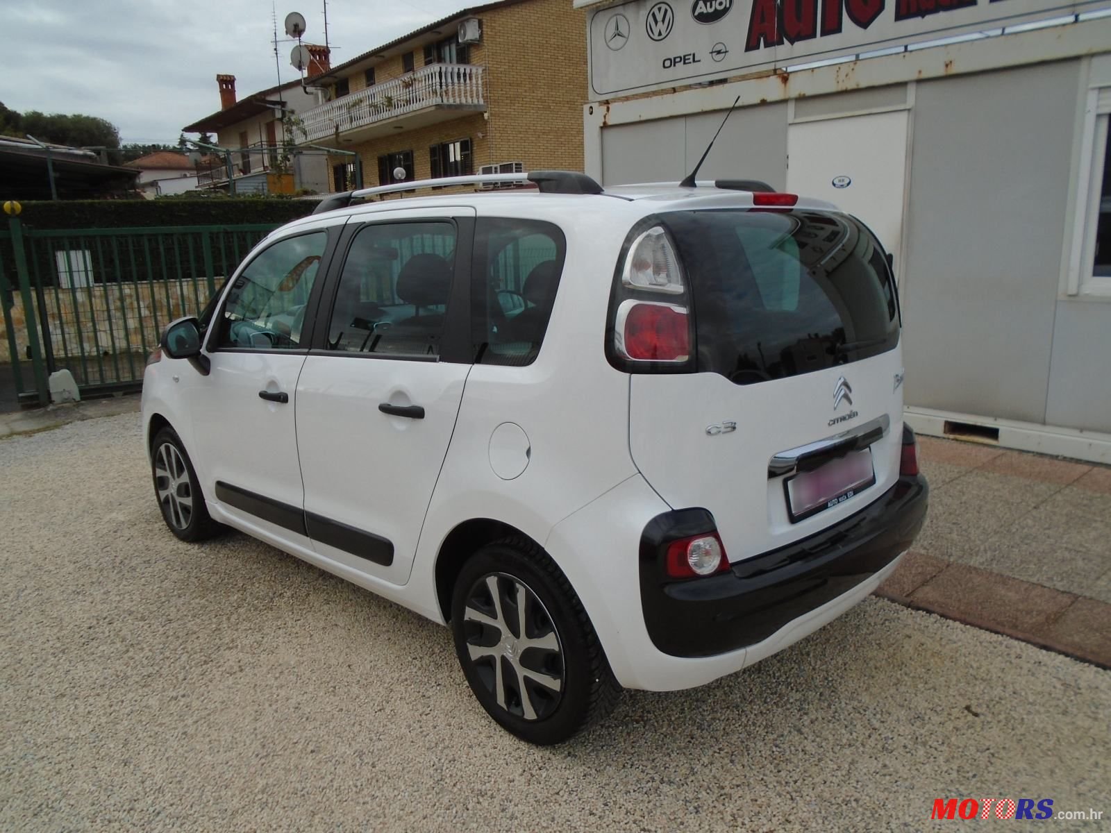 2017' Citroen C3 Picasso 1,6 Bluehdi photo #3