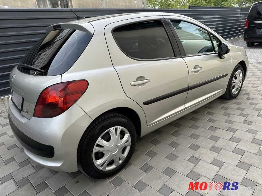 2008' Peugeot 207 1,4 16V Vti photo #4