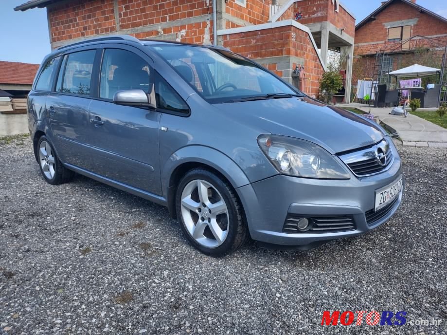2006' Opel Zafira 1,9 Cdti photo #2