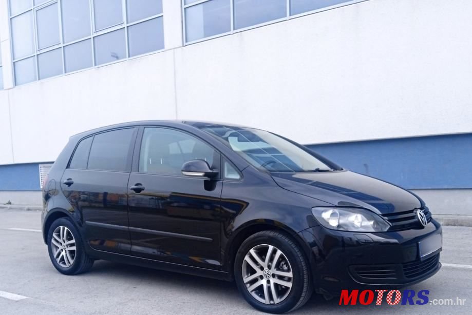 2011' Volkswagen Golf 6 1,6 Tdi photo #2