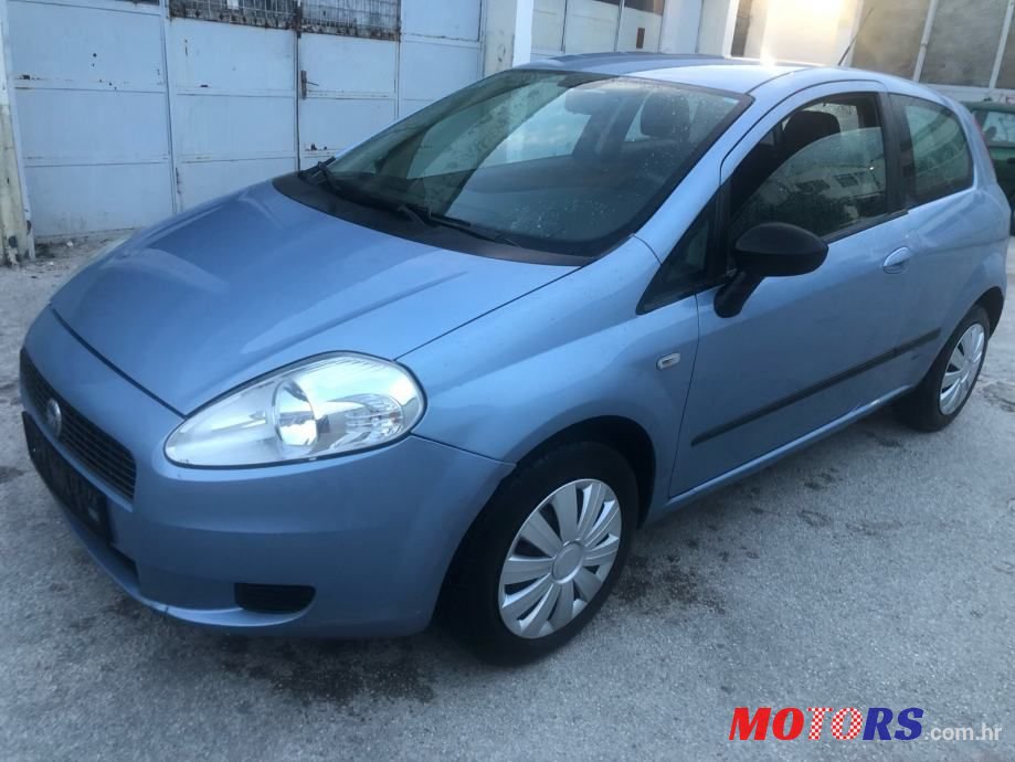 2007' Fiat Grande Punto photo #2