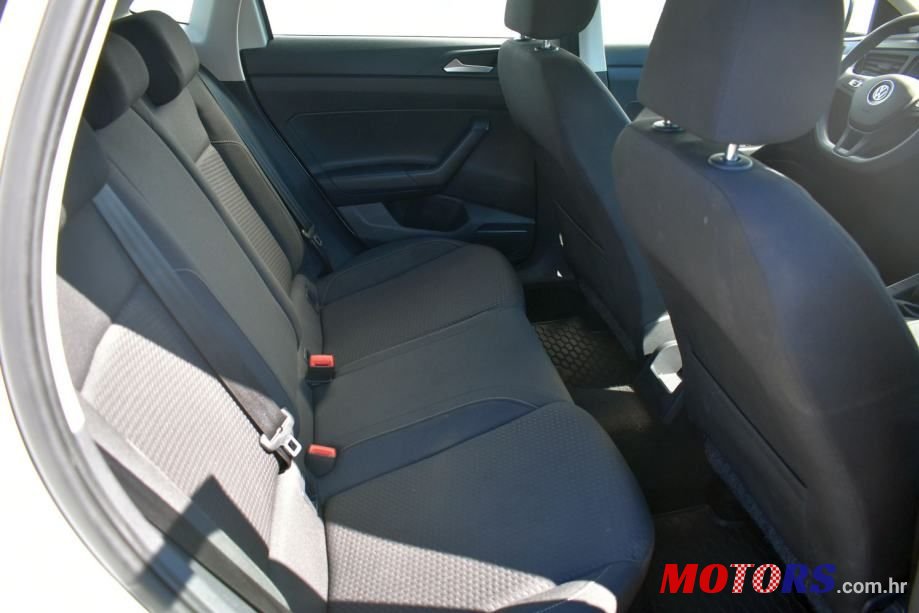 2020' Volkswagen Polo photo #6