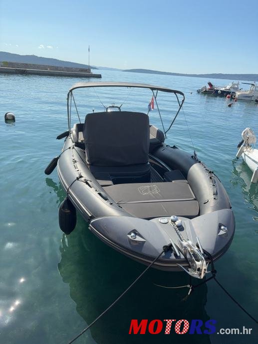 2019' Zodiac Zodiak Nzo limited e black photo #1