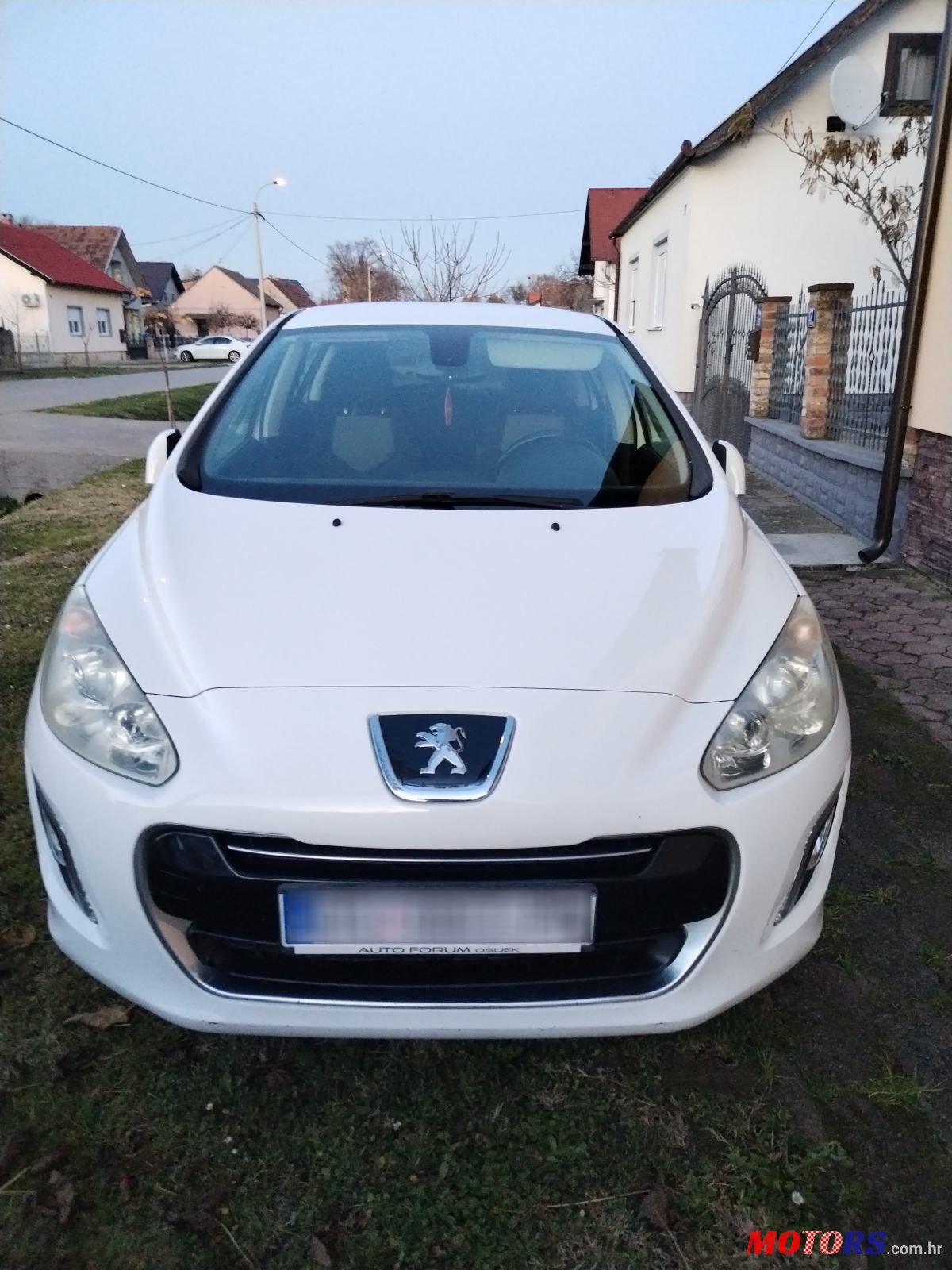 2011' Peugeot 308 1,6 Hdi photo #2