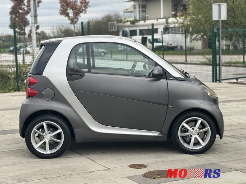 2010' Smart Fortwo photo #6