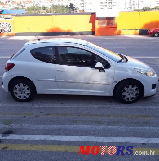 2011' Peugeot 207 1,4 Hdi photo #1
