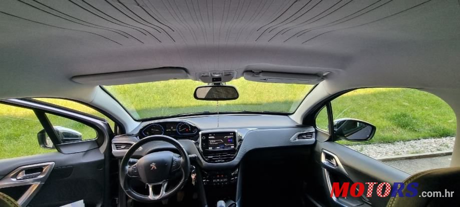 2014' Peugeot 2008 1,6 E-Hdi photo #4