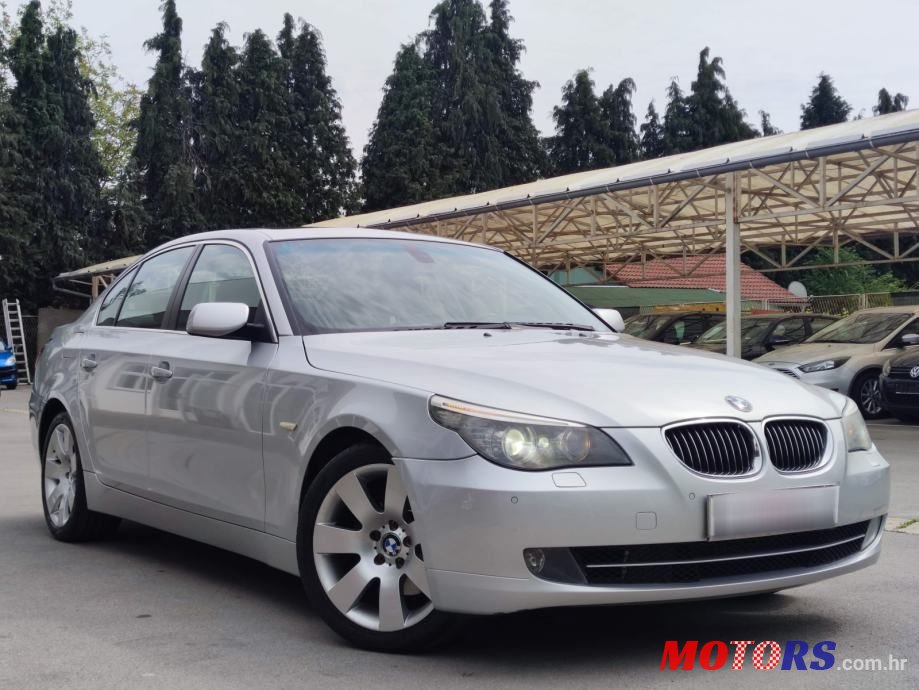 2009' BMW Serija 5 525D photo #1