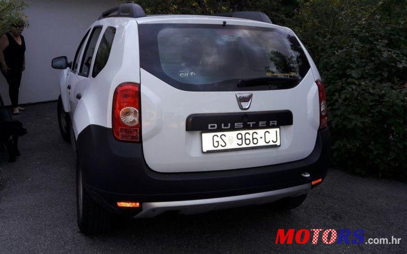 2013' Dacia Duster 1,6 16V photo #2