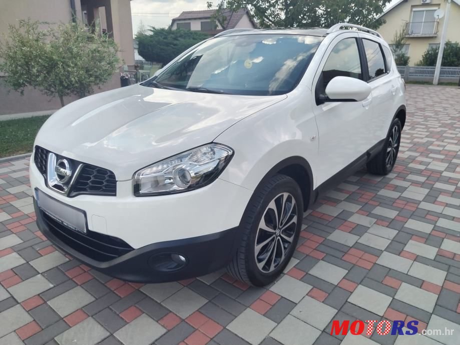 2013' Nissan Qashqai 1,6 Dci photo #1
