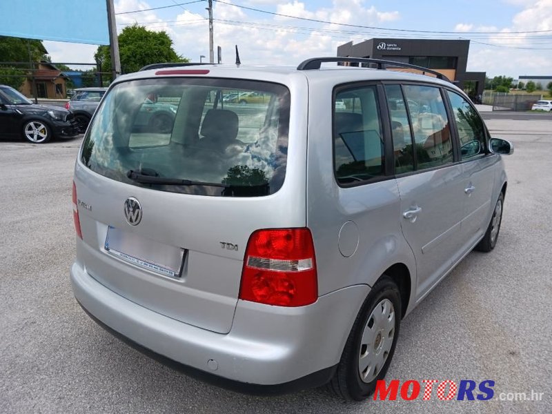 2005' Volkswagen Touran 1,9 Tdi photo #4