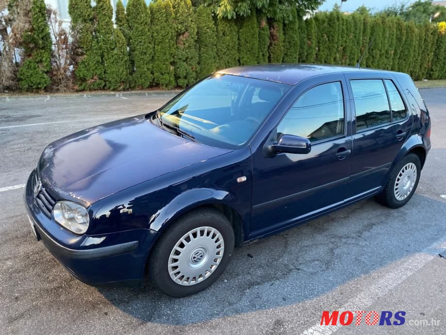1998' Volkswagen Golf 4 1,9 Tdi photo #1