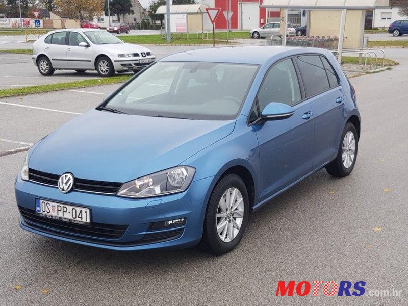 2013' Volkswagen Golf VII photo #1