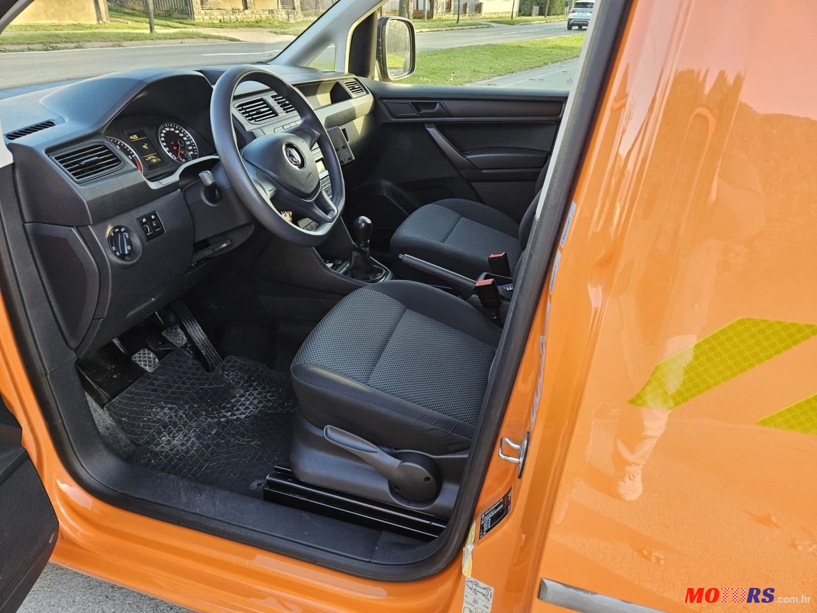 2019' Volkswagen Caddy 2,0 Tdi photo #3