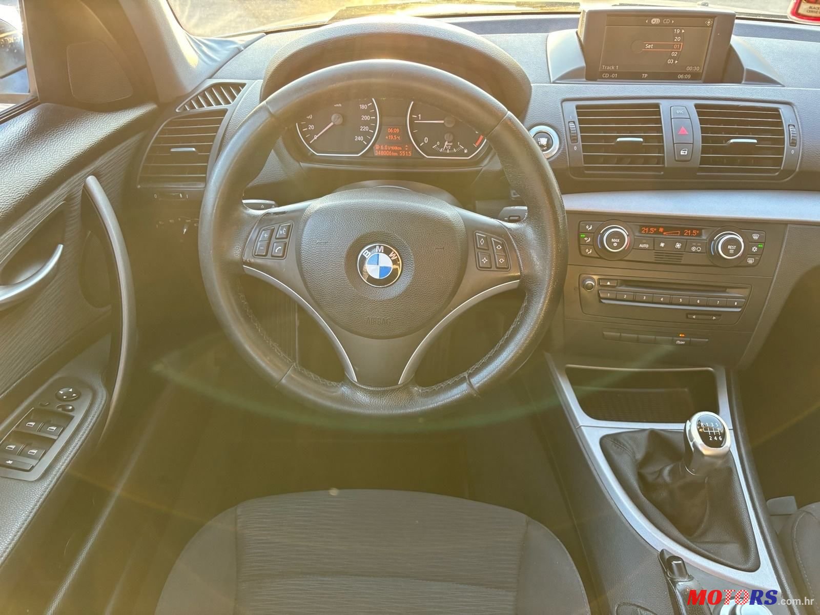 2008' BMW Serija 1 118D photo #4