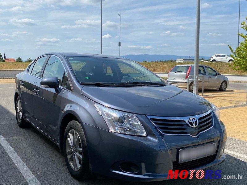2010' Toyota Avensis 1,6 photo #3