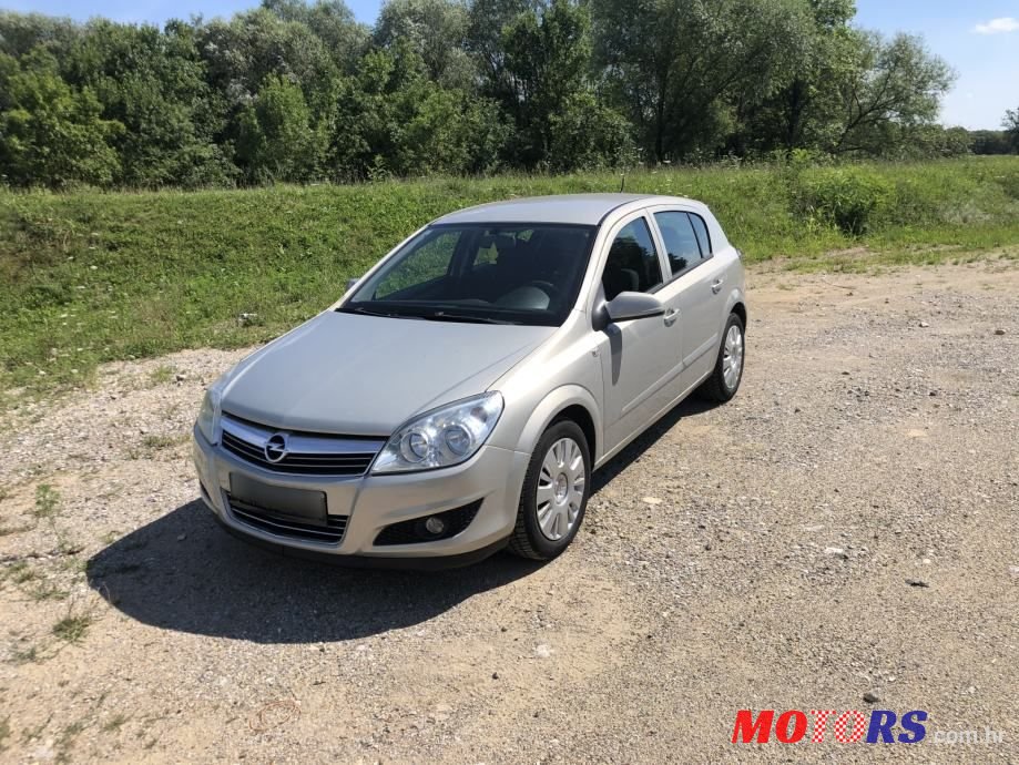 2008' Opel Astra 1,4 photo #1