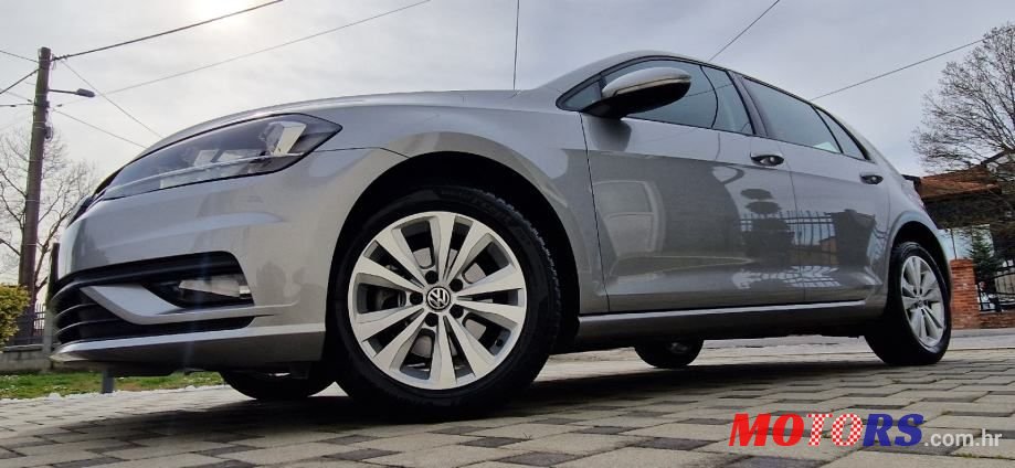 2017' Volkswagen Golf 7 1,6 Tdi Bmt photo #2