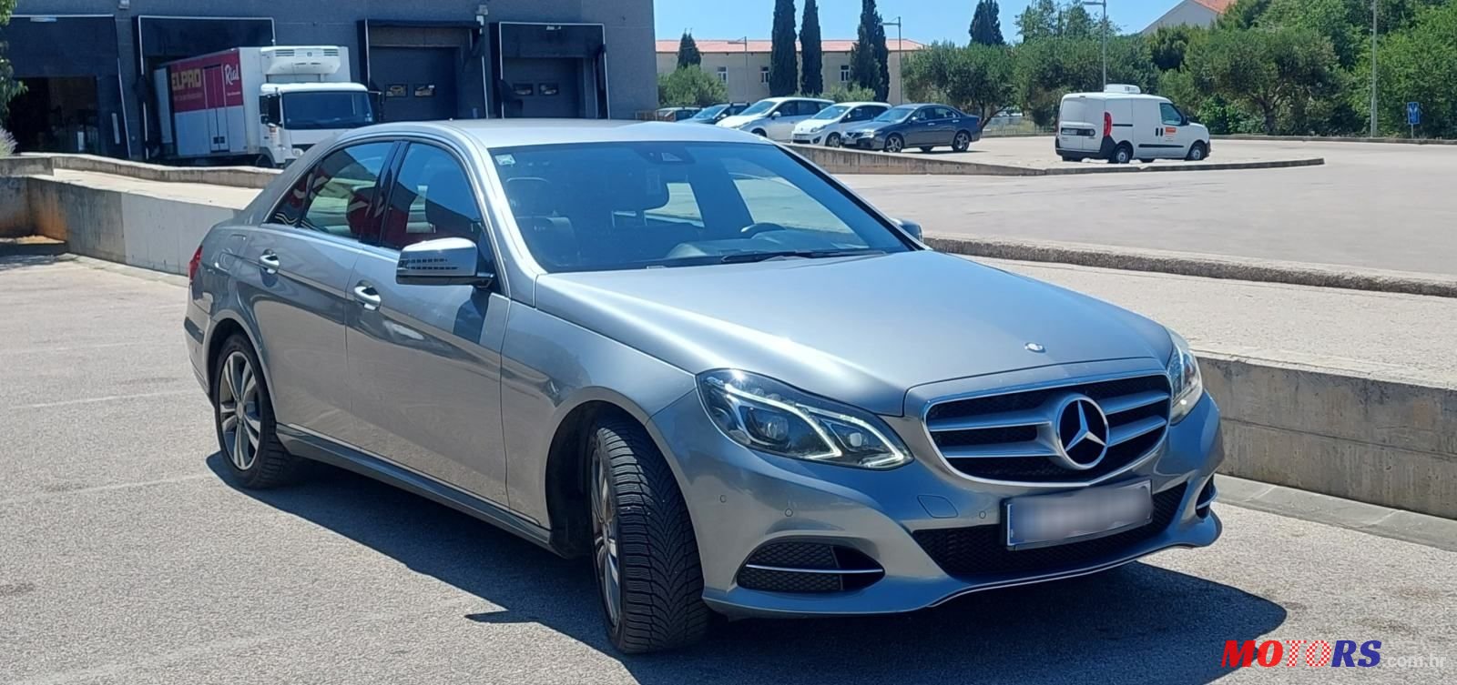 2015' Mercedes-Benz E-Klasa 220 Cdi photo #3