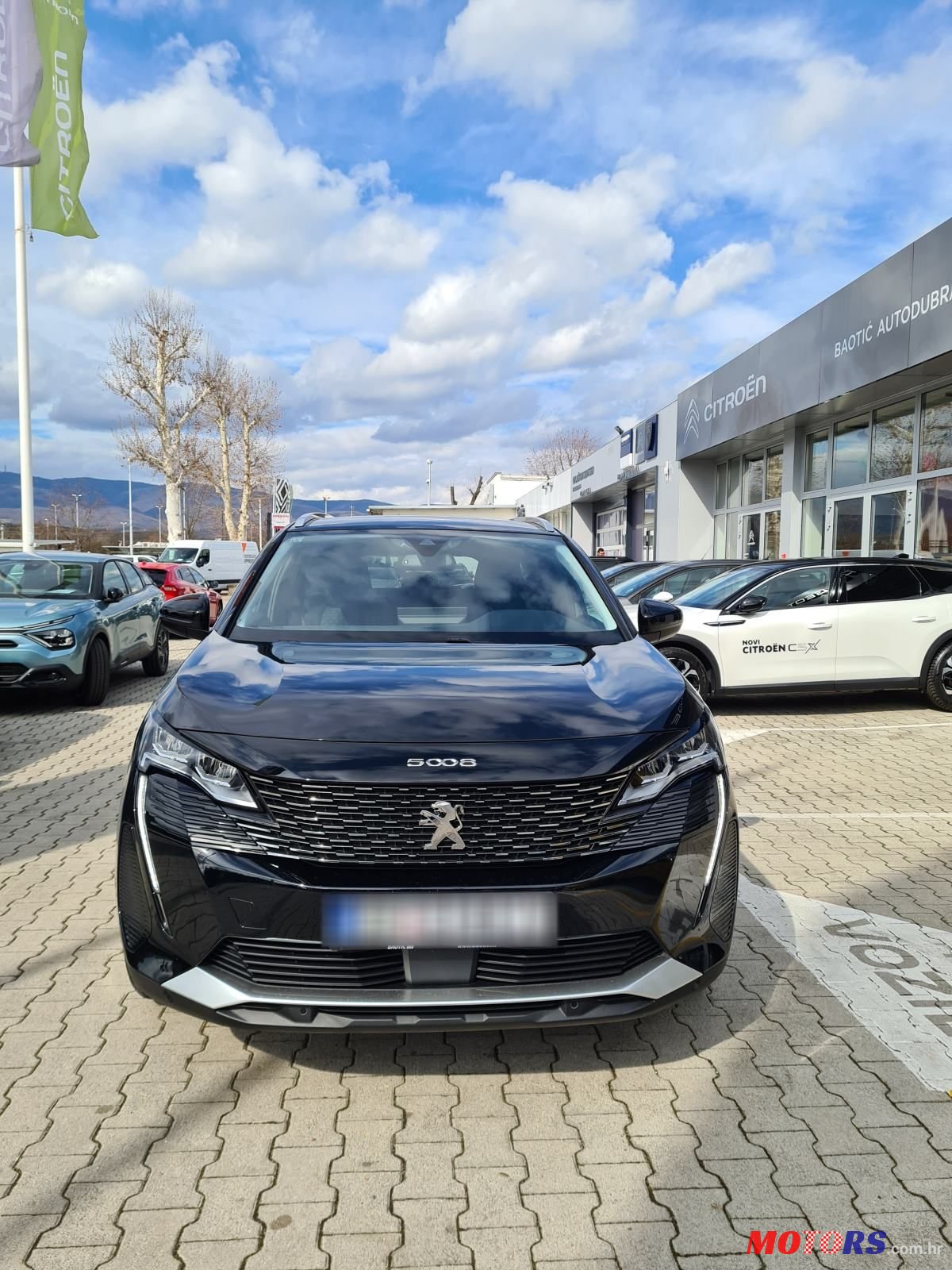 2022' Peugeot 5008 1,5 photo #3